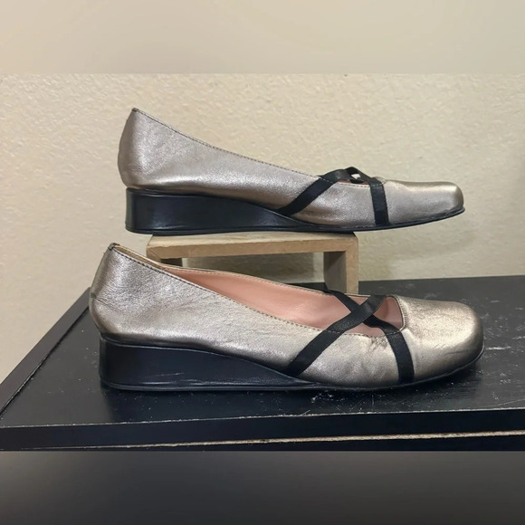 Anyi Lu Pewter Leather Criss Cross Straps Shoes EU 40 US 9-9.5 Mini Wedge - Picture 1 of 11